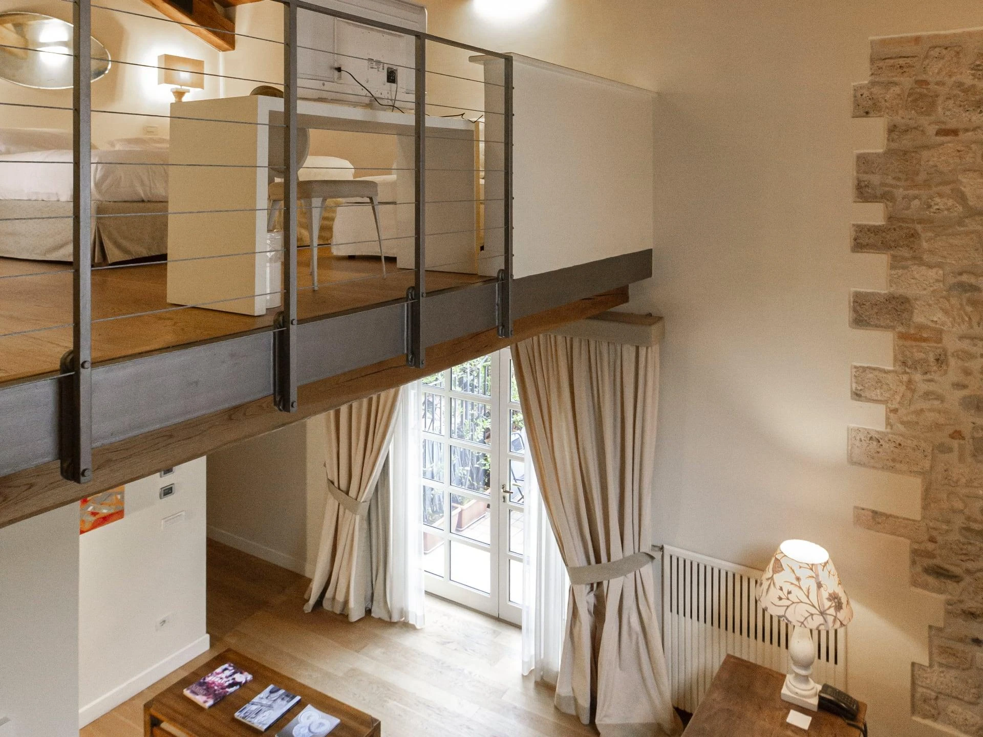 Suite 100 Torri
